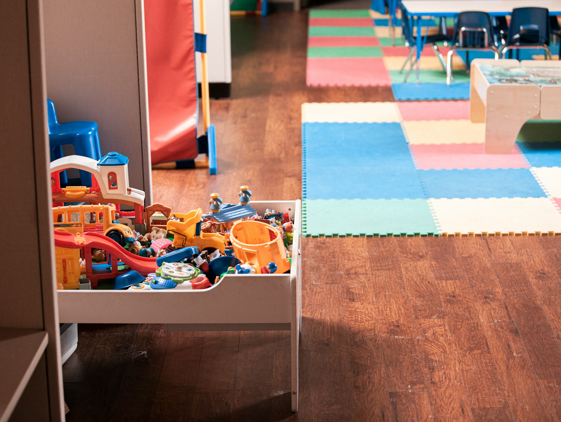 Red flags to watch for when visiting a childcare centre